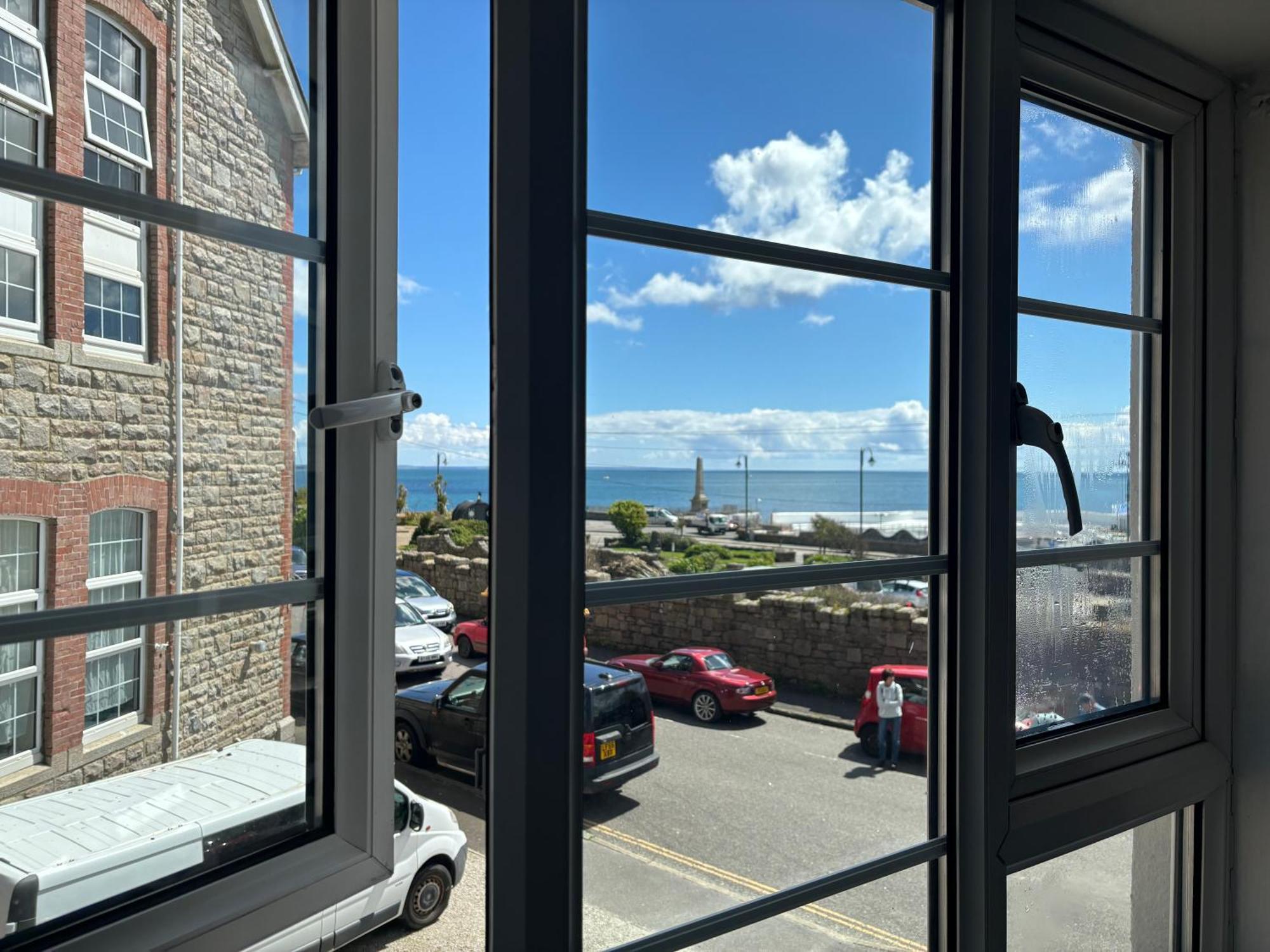 The Yacht Inn Penzance Exterior photo